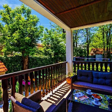 Villa Ferlini Villa *