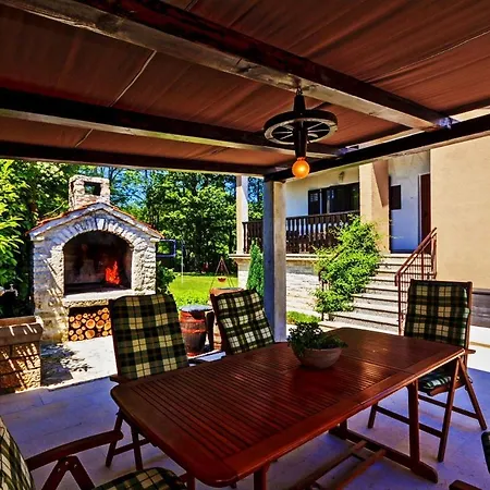 Vila Villa Ferlini *