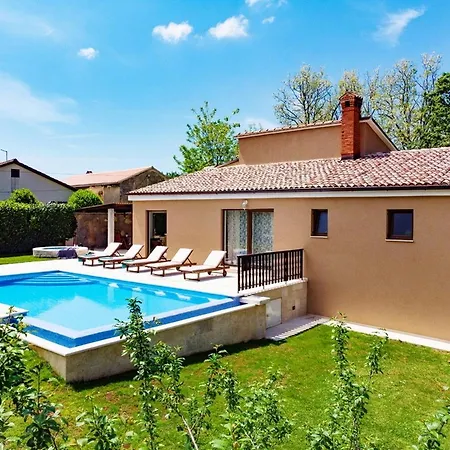 Villa Ferlini Vila