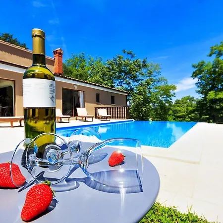 Villa Ferlini Vila